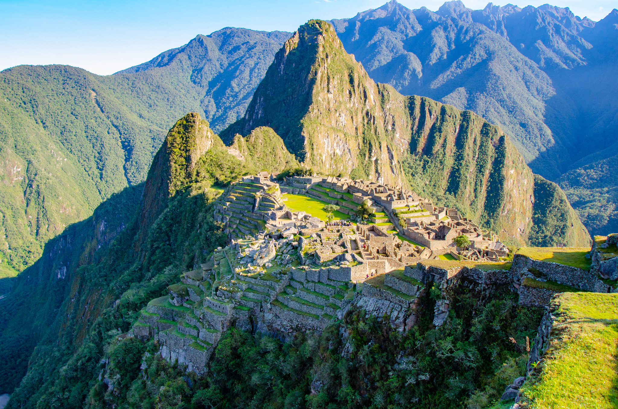 https://upload.wikimedia.org/wikipedia/commons/1/13/Early_Morning_Machu_Picchu_%28181624843%29.jpeg